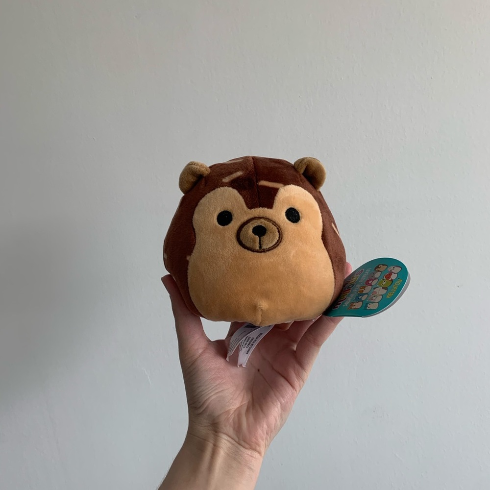 Hans/ Sharie NWT 5inch Squishmallow